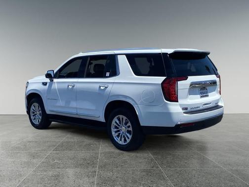 Summit White 2022 GMC Yukon SLT