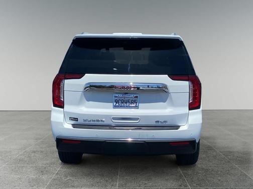 Summit White 2022 GMC Yukon SLT