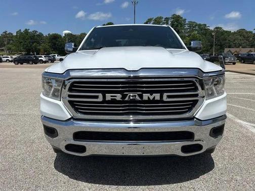 2024 RAM 1500 Laramie Crew Cab 4x2 57' Box
