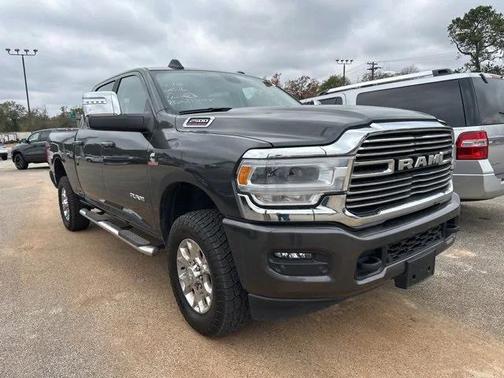 2024 RAM 2500 Laramie Crew Cab 4x4 64' Box
