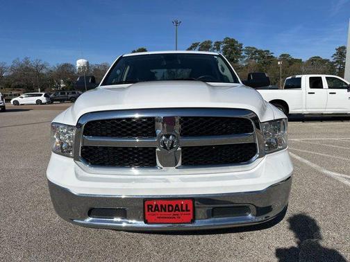 2023 RAM 1500 Classic SLT Crew Cab 4x2 57' Box