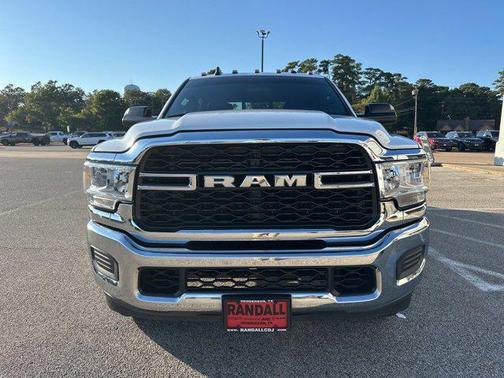 2021 RAM 2500 Tradesman Crew Cab 4x4 8 Box