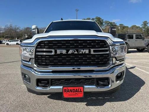 2024 RAM 2500 Big Horn Crew Cab 4x4 64' Box