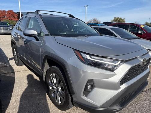 2023 Toyota RAV4 XLE Premium