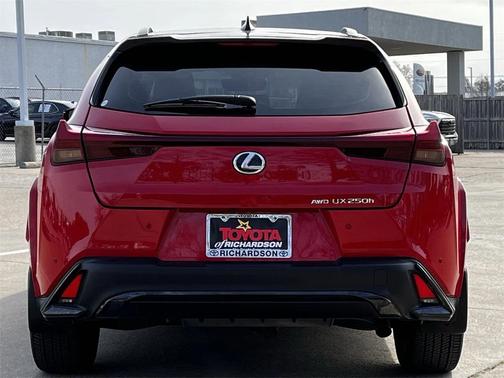 2024 Lexus UX 250h F Sport