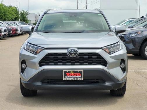 2020 Toyota RAV4 XLE Premium