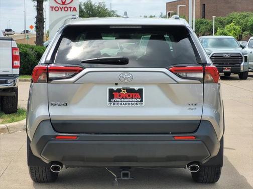 2020 Toyota RAV4 XLE Premium