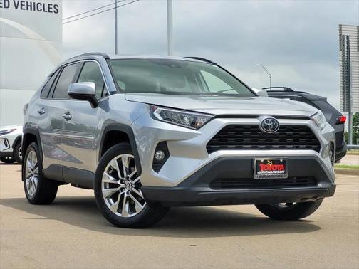2020 Toyota RAV4 XLE Premium
