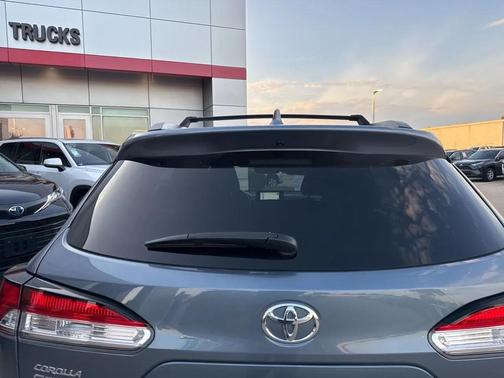 2024 Toyota Corolla Cross LE
