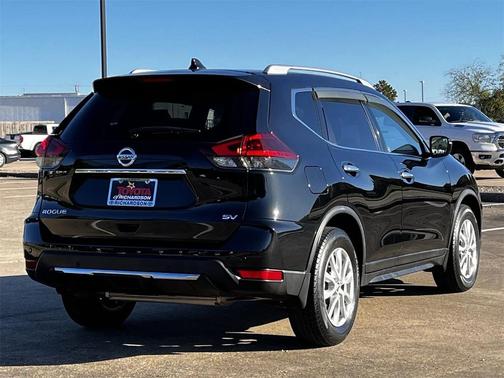 2020 Nissan Rogue SV