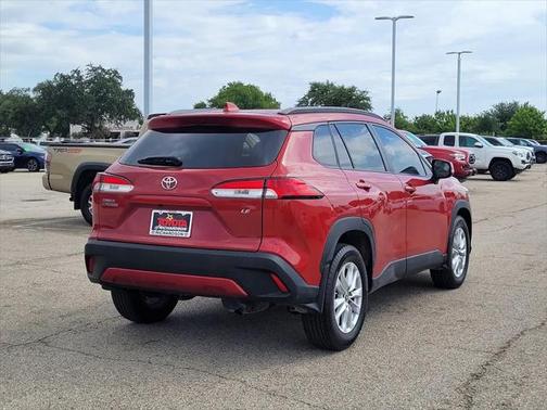 2022 Toyota Corolla Cross LE