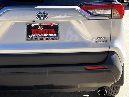 2023 Toyota RAV4 Hybrid XLE Premium