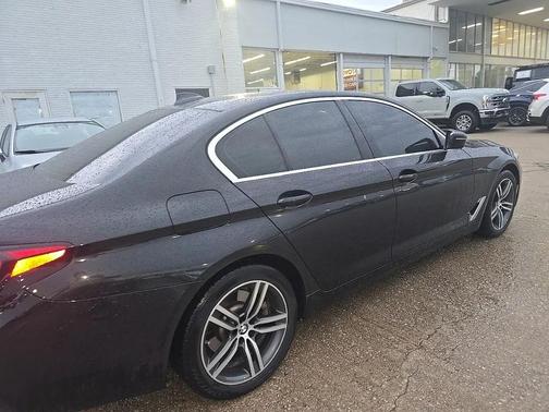 2021 BMW 530e Base