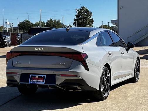 2025 Kia K5 GT-Line