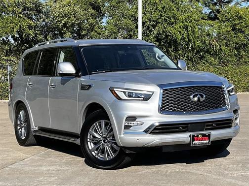 2022 INFINITI QX80 Luxe