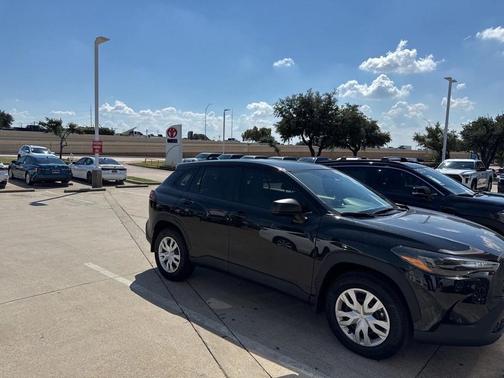 2026 Toyota Corolla Cross Base