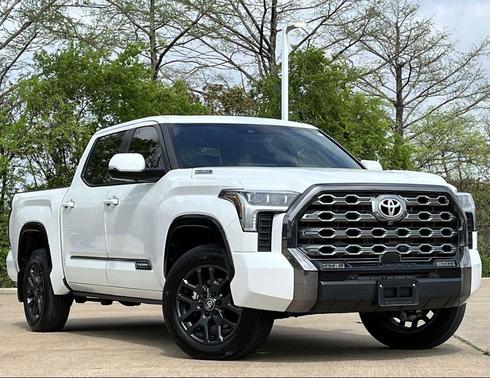 2025 Toyota Tundra Hybrid Platinum