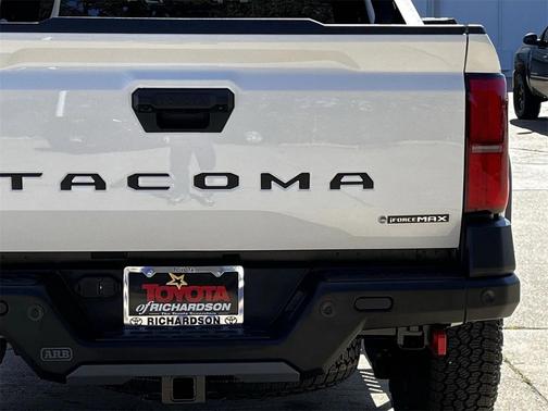 2025 Toyota Tacoma Hybrid Trailhunter