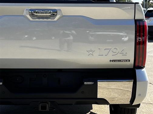 2025 Toyota Tundra Hybrid 1794 Edition