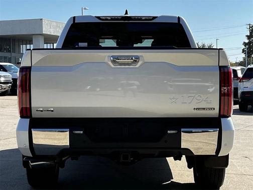 2025 Toyota Tundra Hybrid 1794 Edition
