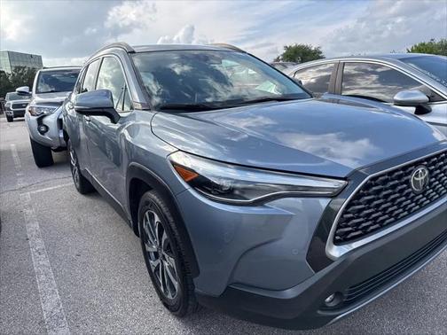 2023 Toyota Corolla Cross XLE