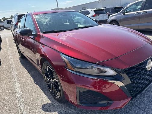 2024 Nissan Altima SR FWD
