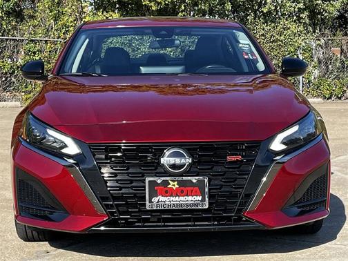 2024 Nissan Altima SR FWD