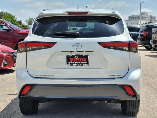 2023 Toyota Highlander Limited