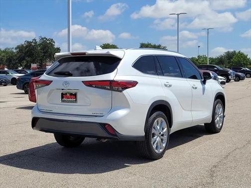 2023 Toyota Highlander Limited