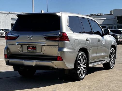 2018 Lexus LX 570 Base