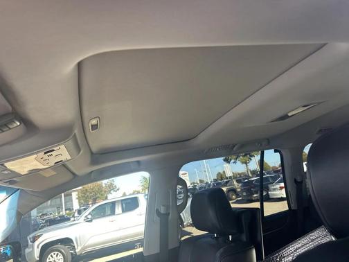 2018 Lexus LX 570 Base