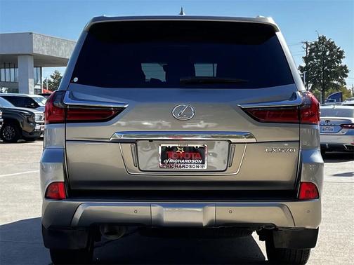 2018 Lexus LX 570 Base