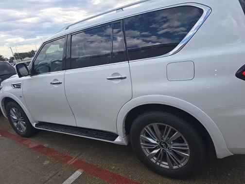 2018 INFINITI QX80 Base