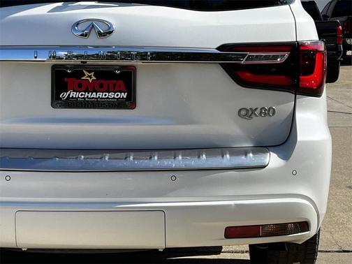 2018 INFINITI QX80 Base