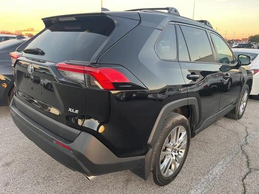 2024 Toyota RAV4 XLE Premium