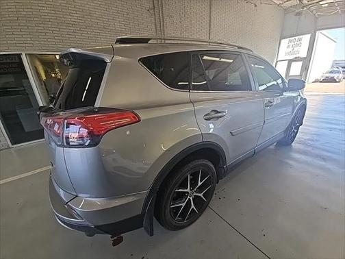 2016 Toyota RAV4 SE