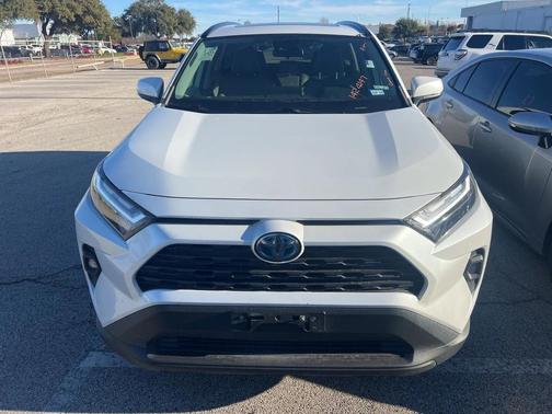 2023 Toyota RAV4 Hybrid XLE Premium