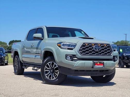 2022 Toyota Tacoma TRD Sport