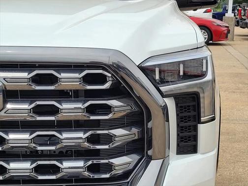 2025 Toyota Tundra Platinum