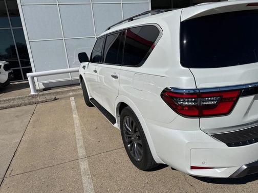 2021 Nissan Armada Platinum 2WD