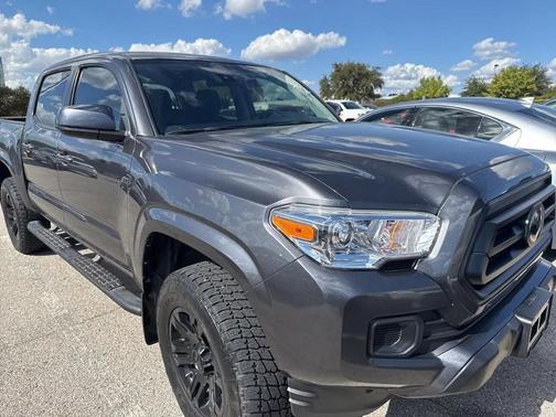 2022 Toyota Tacoma SR