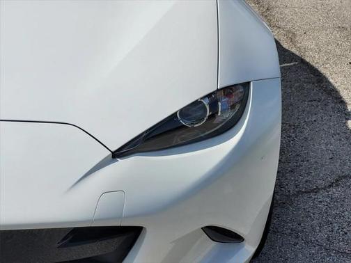 2022 Mazda MX-5 Miata RF Grand Touring