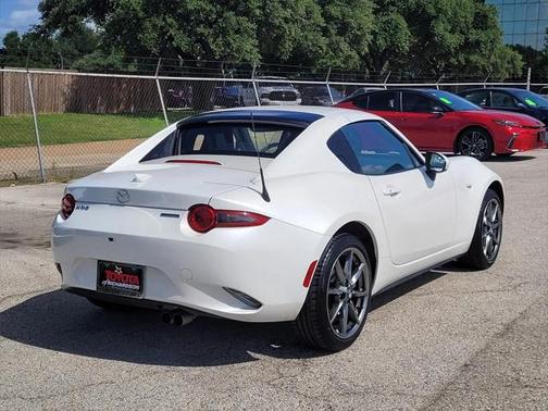 2022 Mazda MX-5 Miata RF Grand Touring