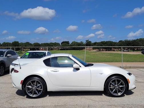 2022 Mazda MX-5 Miata RF Grand Touring