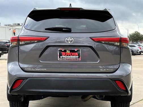 2023 Toyota Highlander XLE