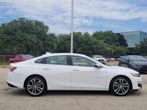 2024 Chevrolet Malibu FWD 2LT