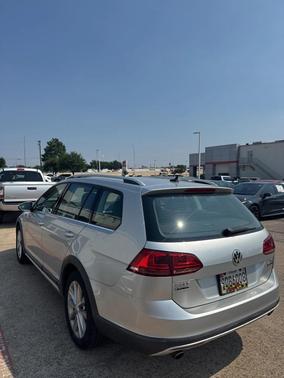 2017 Volkswagen Golf Alltrack TSI S