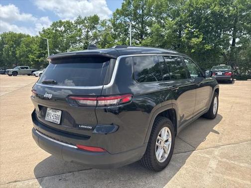 2021 Jeep Grand Cherokee L Laredo