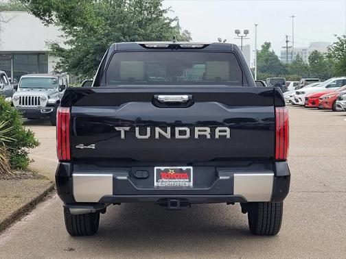 2023 Toyota Tundra Hybrid Capstone