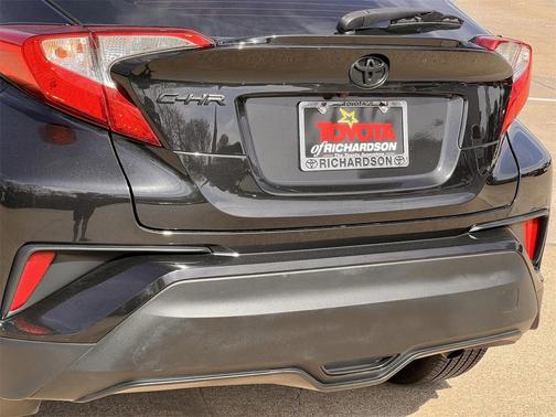 2021 Toyota C-HR XLE